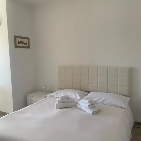 Nido * Róma